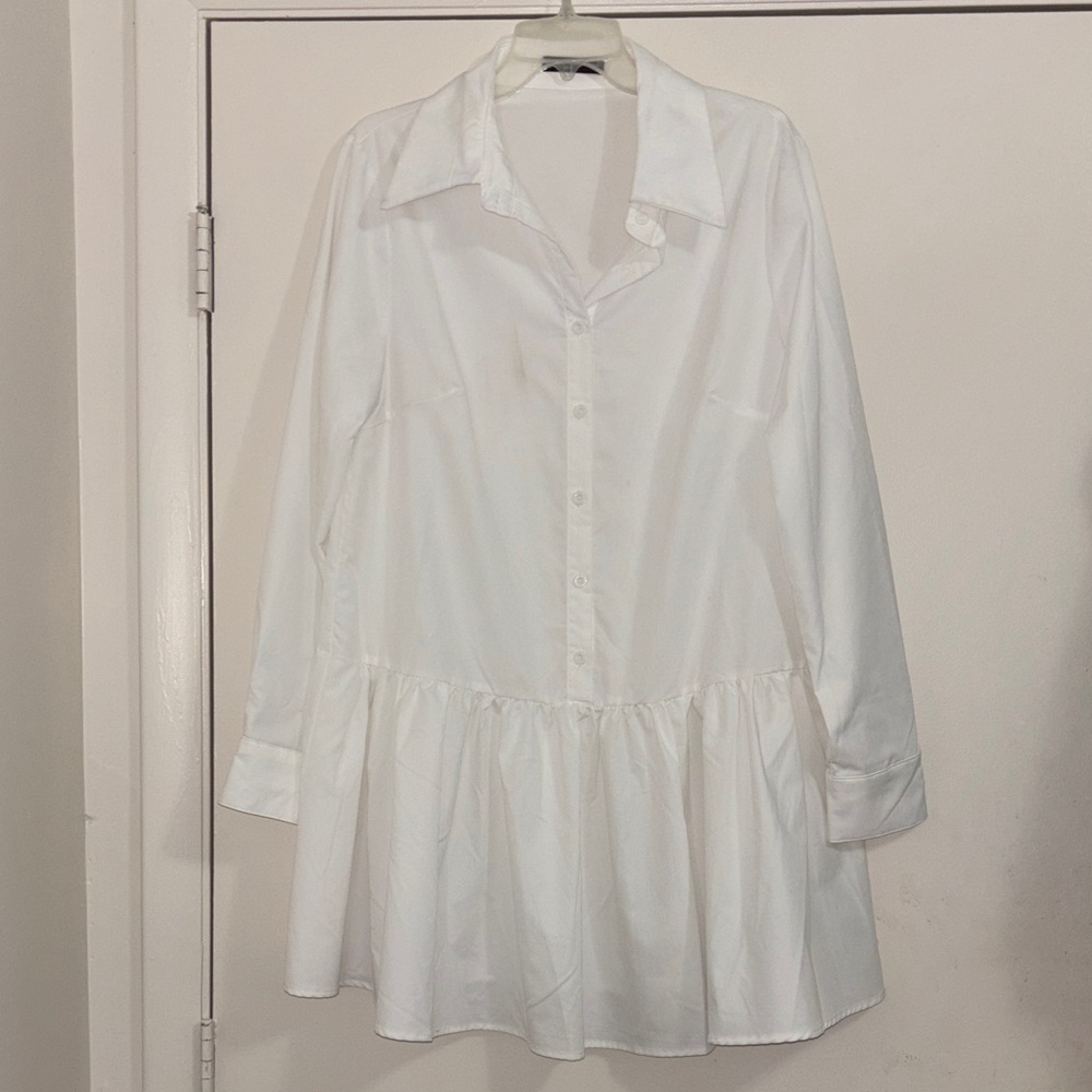 White Button-Up Peplum Hem Long Sleeve Shirt